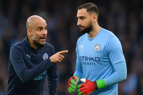 بعد نهاية حقبة إيدرسون.. هل يؤثر انضمام دوناروما إلى مانشستر سيتي على أسلوب جوارديولا؟ (تحليل)